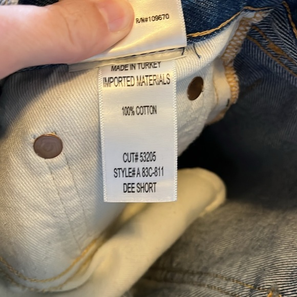 Agolde Dee Short in Riccochet - Picture 4 of 6